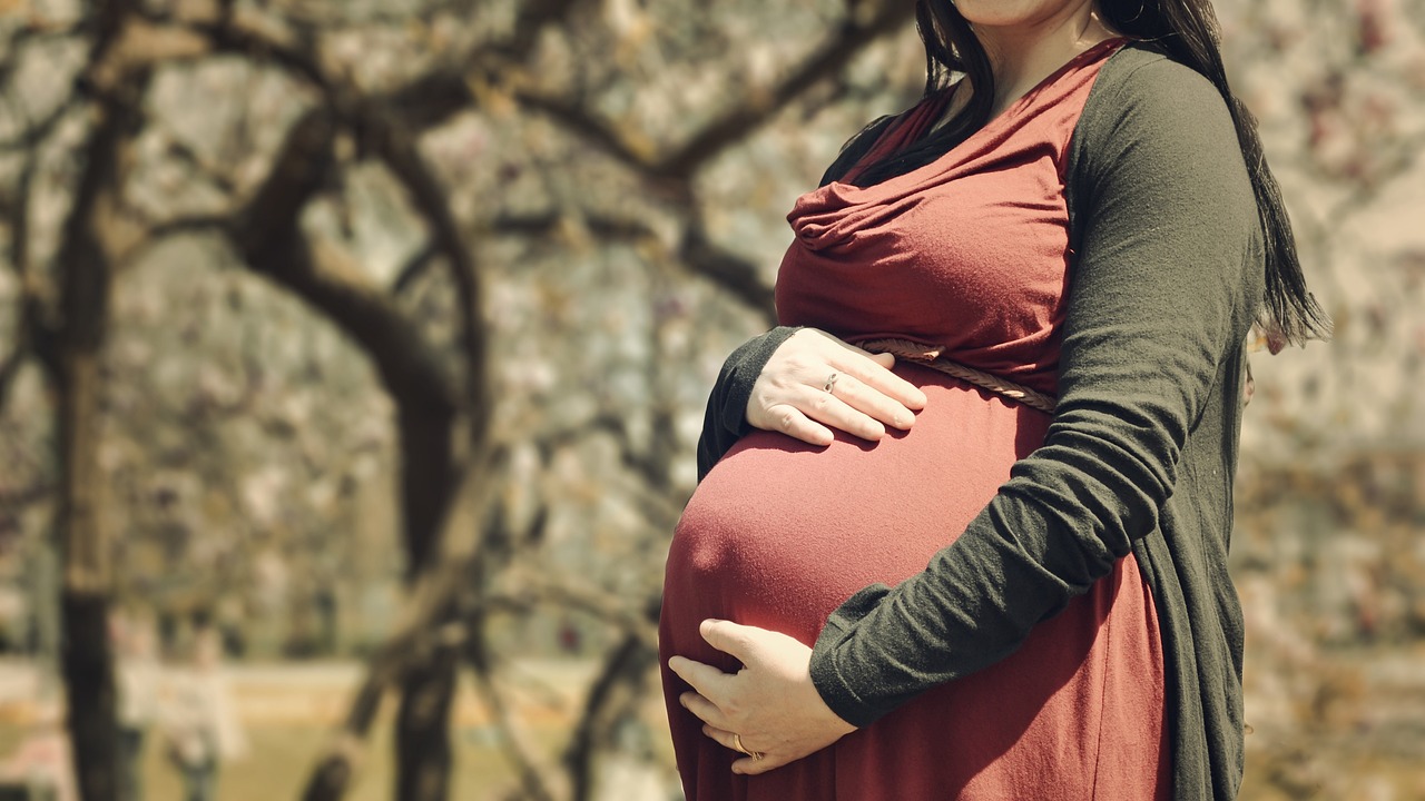 动漫女生肚子痛视频，探究其背后的文化现象