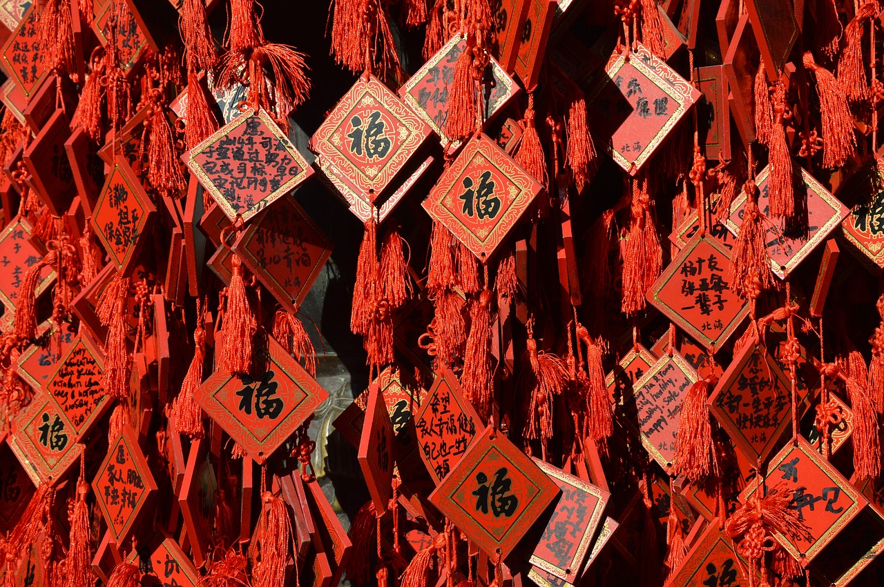 探寻传统文化与现代审美的融合，最新土字旁的男孩名字精选