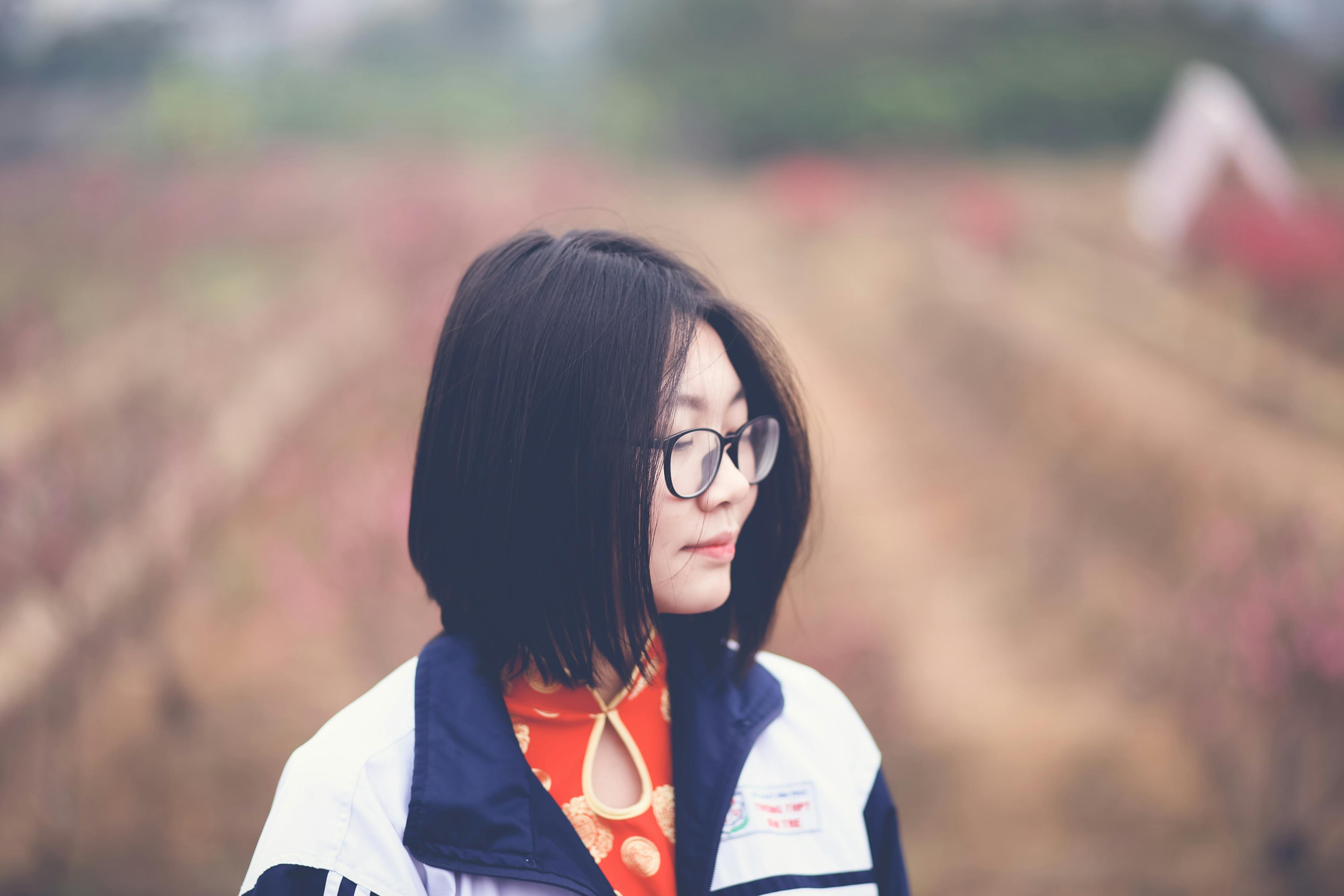 邂逅校花，浪漫甜蜜的爱情之旅