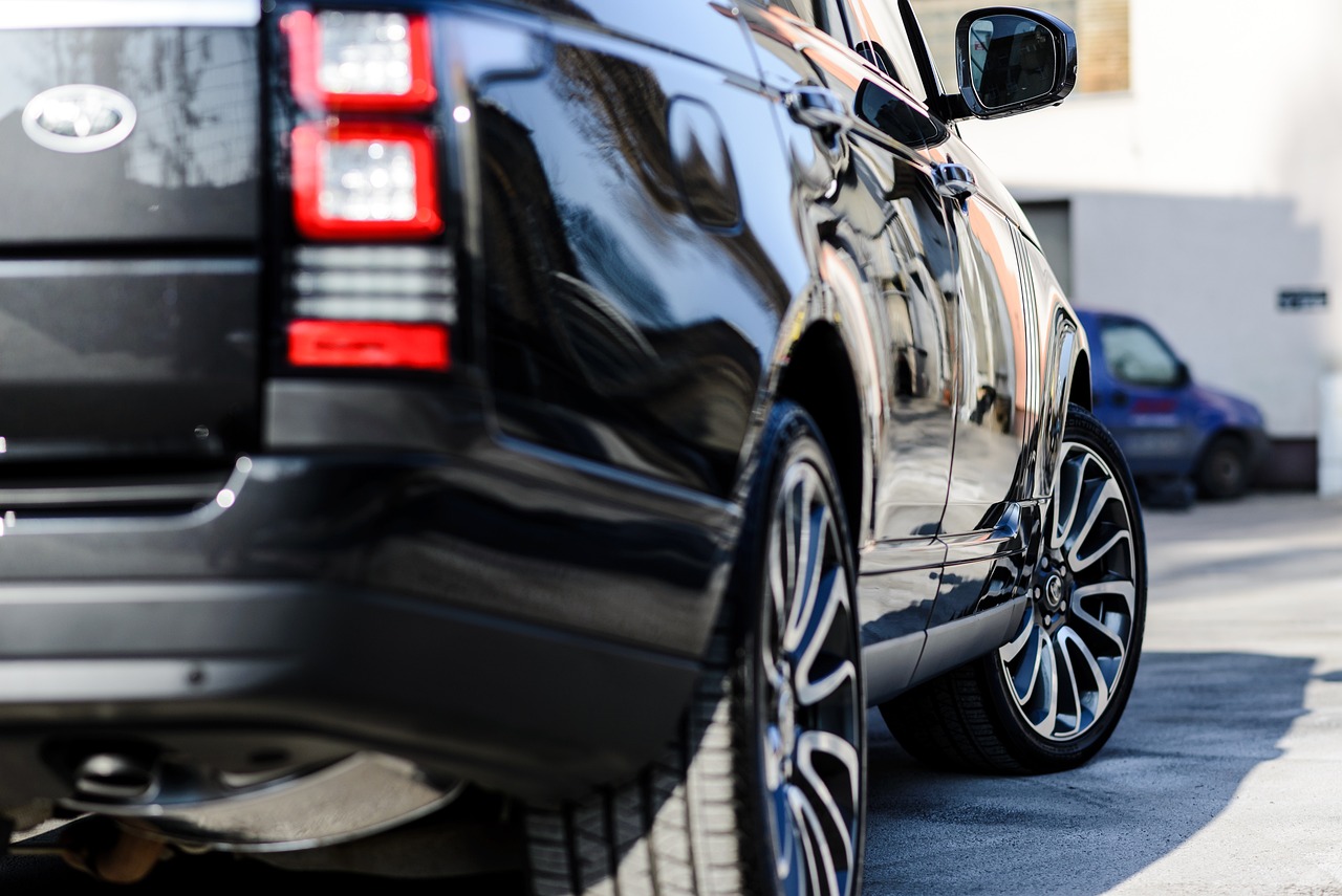 保时捷卡宴豪华SUV，价格、图片及魅力风采展示