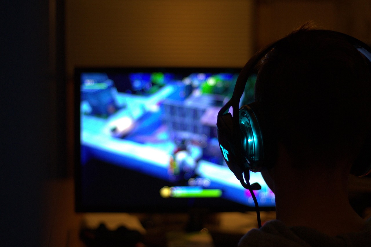 DOTA2直播比赛，电竞的魅力与热血竞技舞台